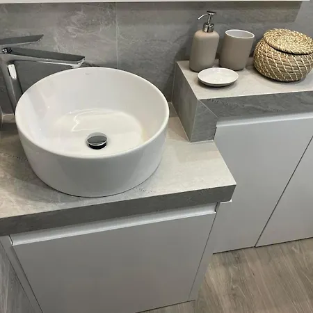 Armonia Small Luxury Apartment *